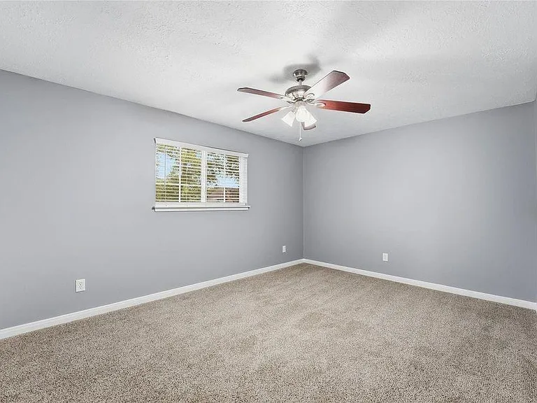 7815 12th Fairway Ln — Photo 28