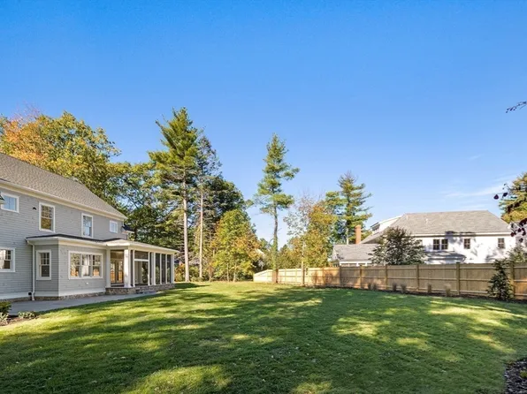 96 Independence Rd, Concord, MA 01742
