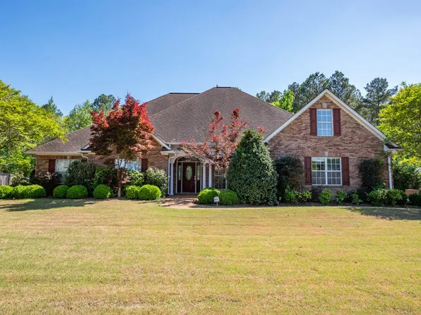 105 Genes End, Starkville, MS 39759