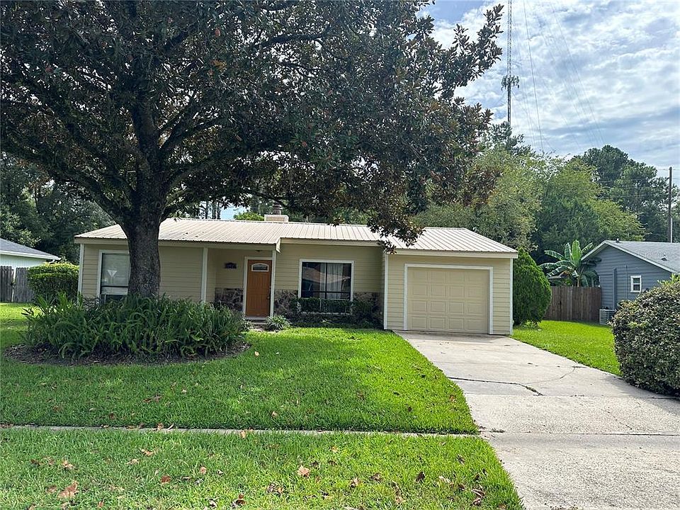 1st image of 10927 NW 60th Ter