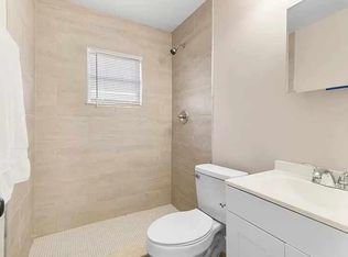 660 W 36th St FLOOR 2, West Palm Beach, FL 33404