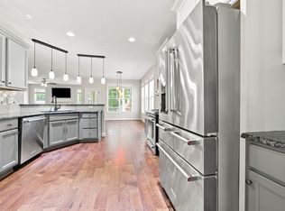 1124 Armsleigh Ct, Raleigh, NC 27603