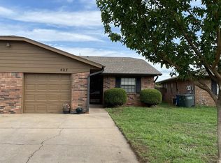 427 Wild Wind Rd, Edmond, OK 73003