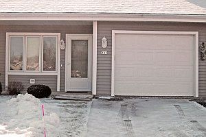 1st image of 131 Oconomowoc Sq