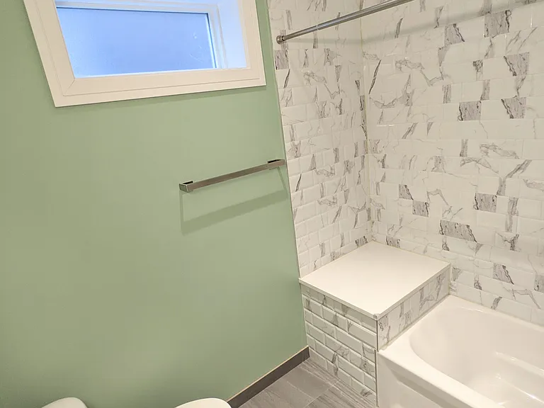 1918 N Ridgeway Ave #2 — Photo 10