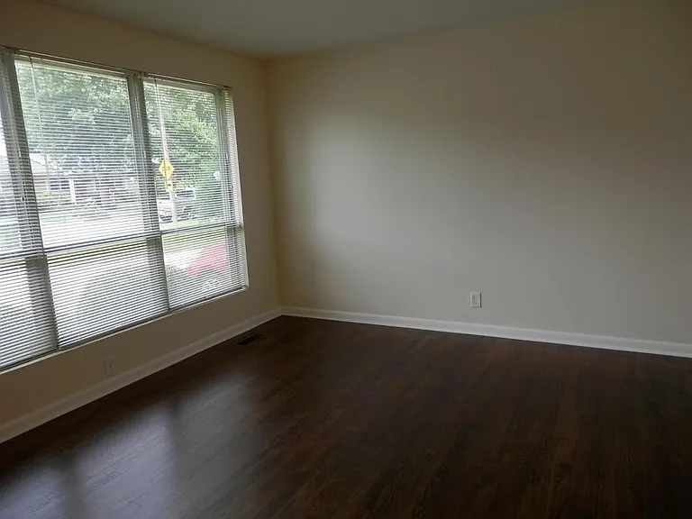 4305 Hunt Dr NW — Photo 7