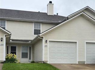 102 NE Sunshine St APT C, Oak Grove, MO 64075