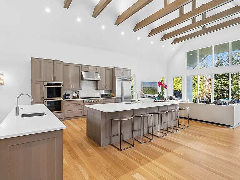 43 Settlers Landing Ln — Photo 3