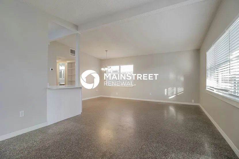 4221 Mizell St — Photo 2