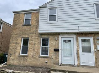 3721 W Pratt Ave, Lincolnwood, IL 60712