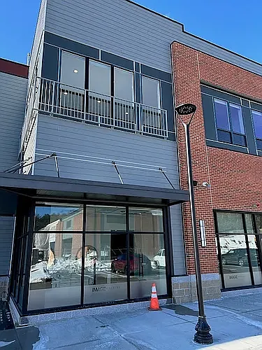 Residences at Sharon Gallery — Photo 76
