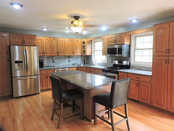 2nd image of 80 Country Club Dr