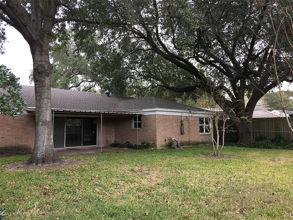 2nd image of 5619 Cerritos Dr