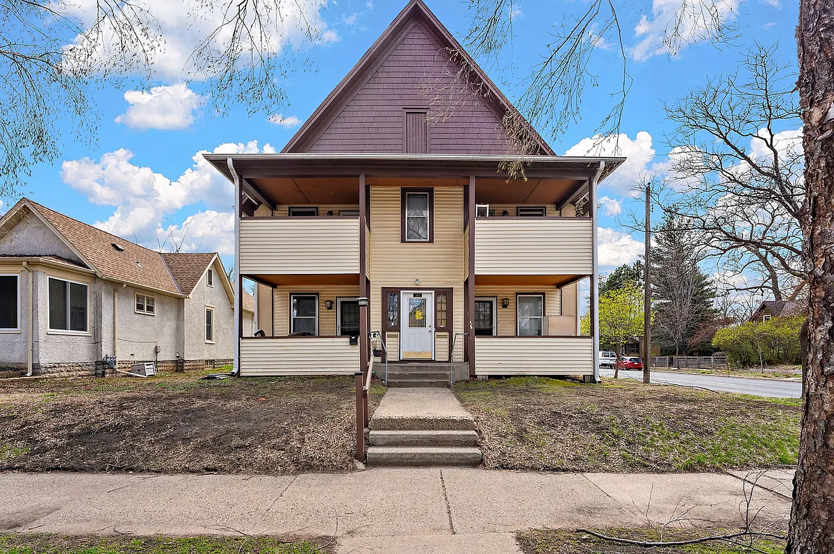 Building Photo - 3101 E 24th St #1