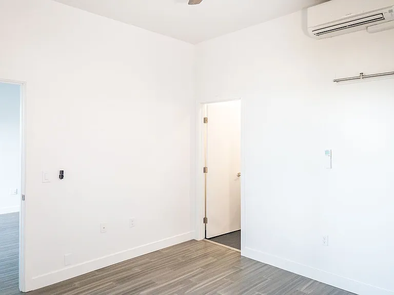 77 Bulkley Ave #7 — Photo 9