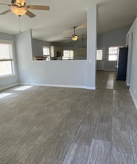 8220 James Grayson Dr — Photo 4