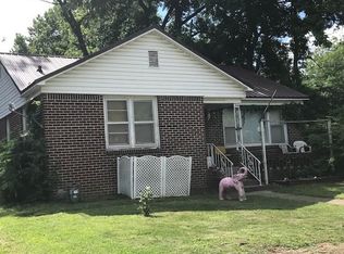 304 SW D St, Bentonville, AR 72712