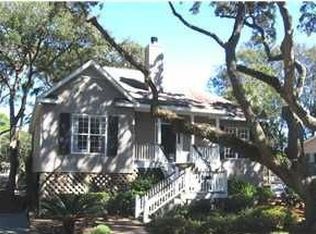3205 Fort St, Edisto Island, SC 29438