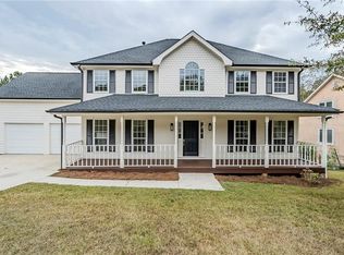 5696 Glandor Dr SE, Mableton, GA 30126