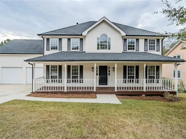 5696 Glandor Dr SE, Mableton, GA 30126