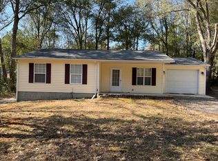 907 Sycamore St, Aberdeen, NC 28315