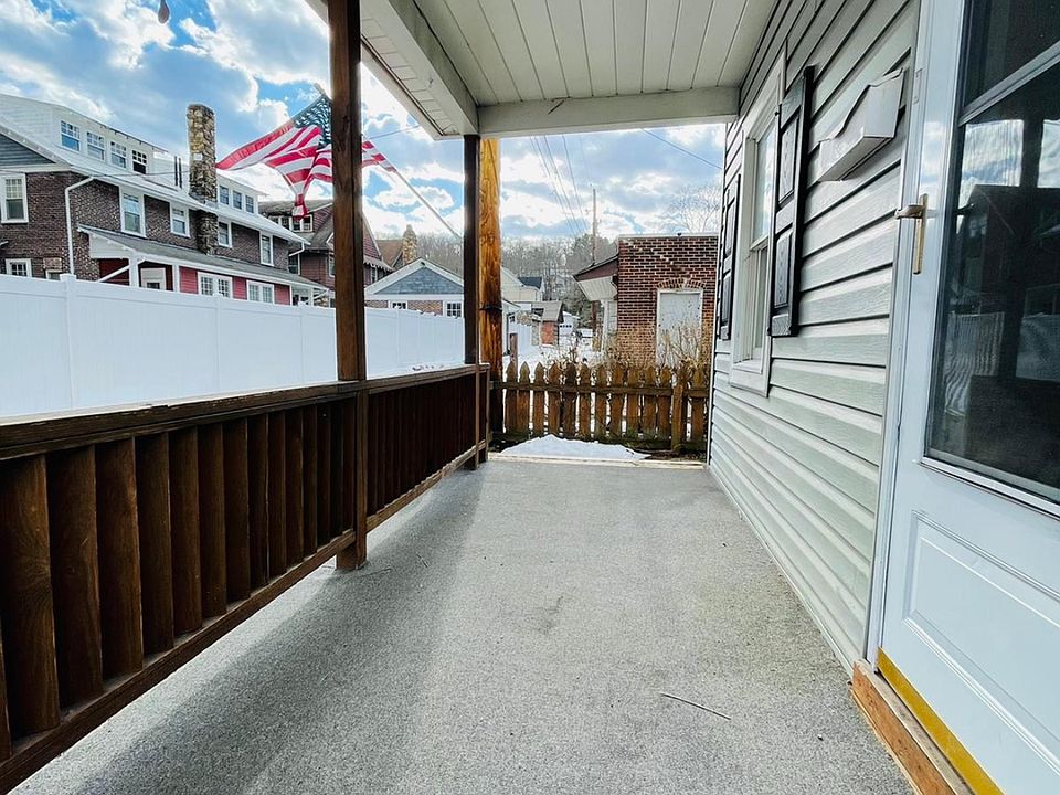 1st image of 1091 McKinley Ave #R