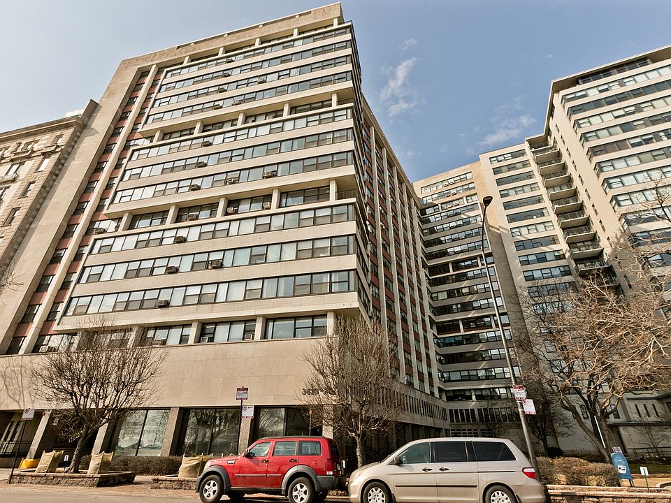 1st image of 3410 N Lake Shore Dr APT 14F