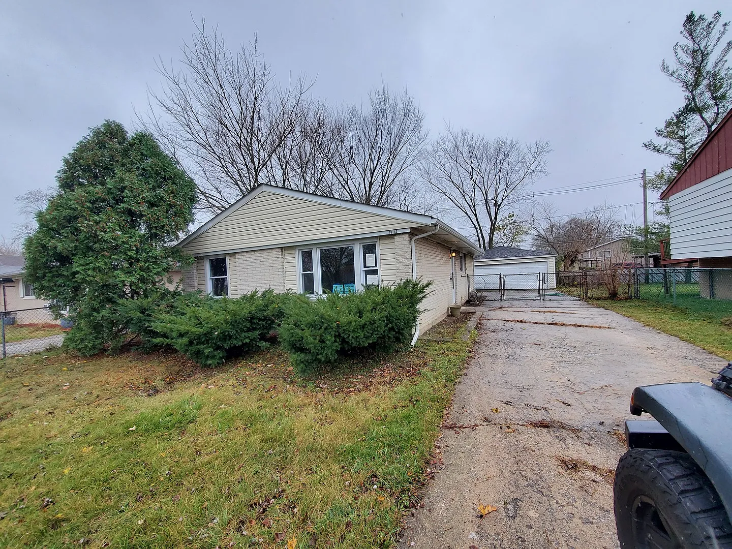 16432 Ashland Ave photo 1