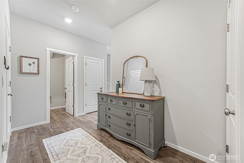 3rd image of 18832 109th Avenue Ct E