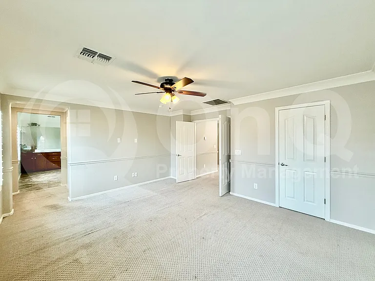 12025 W Avenida Del Rey — Photo 20