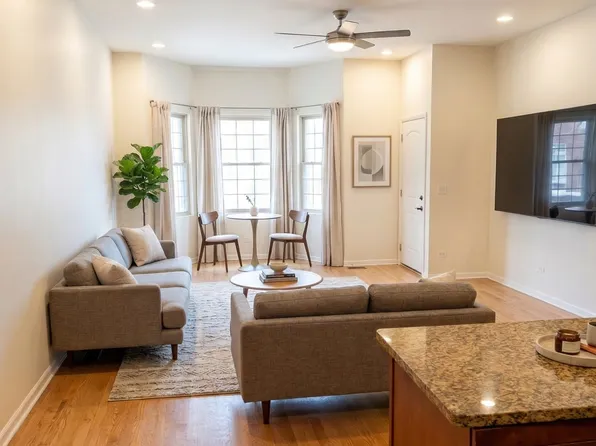 2710 N Artesian Ave, Chicago, IL 60647