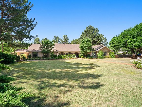 2nd image of 700 River Elms Ct