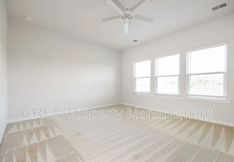603 McLernon Trce — Photo 31