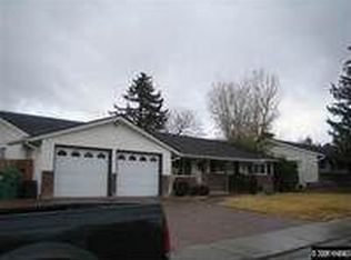 1010 Pine Ridge Dr, Reno, NV 89509