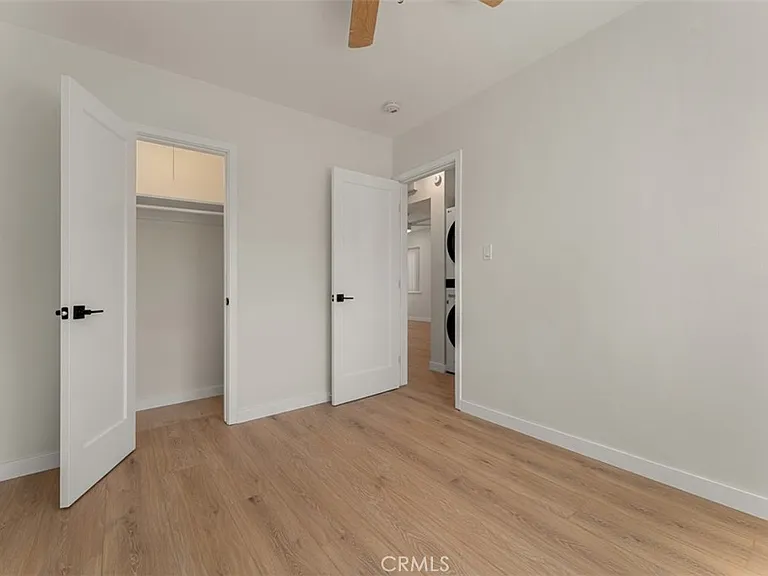 241 Costa Mesa St #B — Photo 17