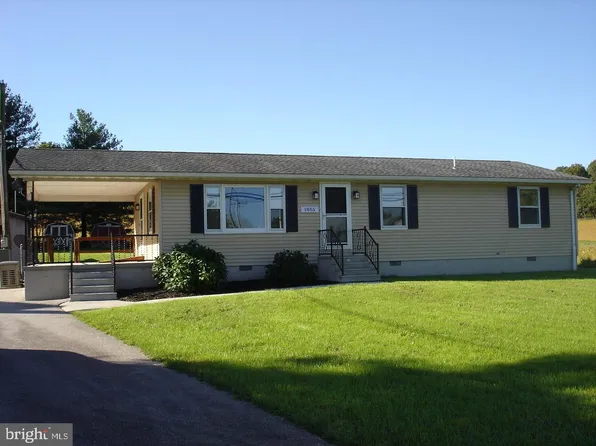 1855 Shrivers Corner Rd, Gettysburg, PA 17325