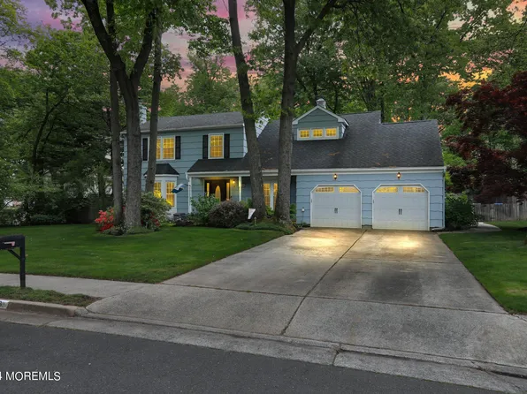 16 Snyder Drive, Middletown, NJ 07748