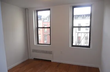 Rented by Manhattist