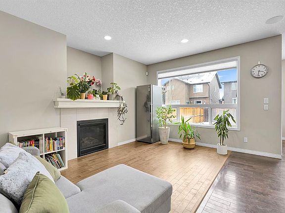 5th image of 177 W Cougar Ridge Close SW