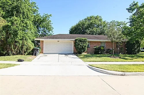 4048 Newshire Dr Photo 1