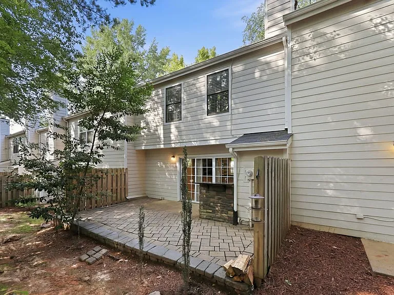 7733 Falcon Rest Cir — Photo 40