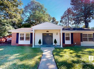 104 Vanderbilt Dr, Mobile, AL 36608