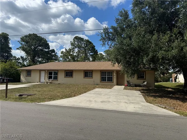 4614 Douglas Ln, Lehigh Acres, FL 33973