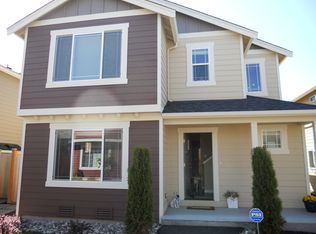 1717 157th St SW #B, Lynnwood, WA 98087