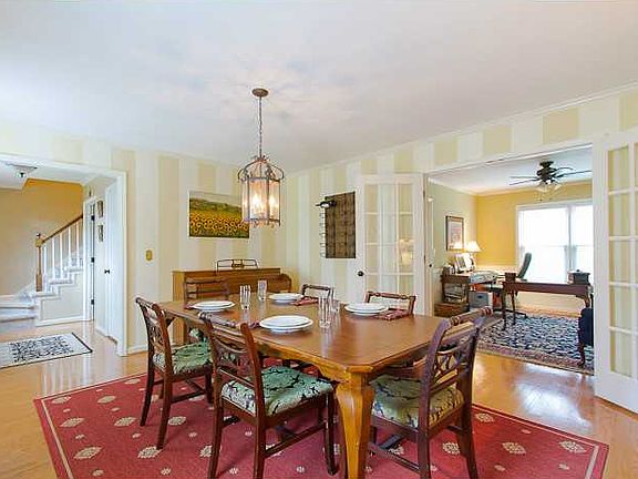 2nd image of 1430 Logan Cir