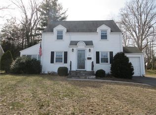 57 Wells Farm Dr, Wethersfield, CT 06109