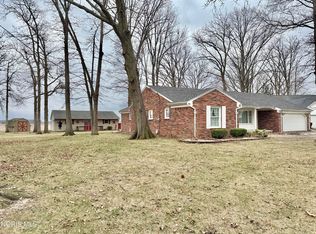 26810 Woodland Ct, Millbury, OH 43447