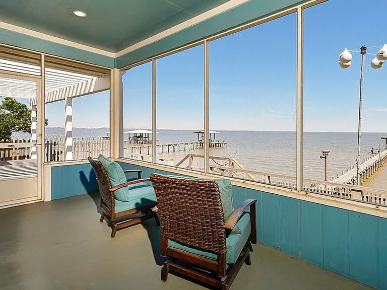 3731 Bayshore Dr — Photo 10
