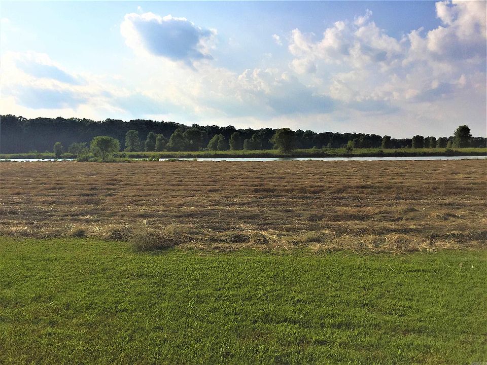 1st image of 329 Mound View Dr