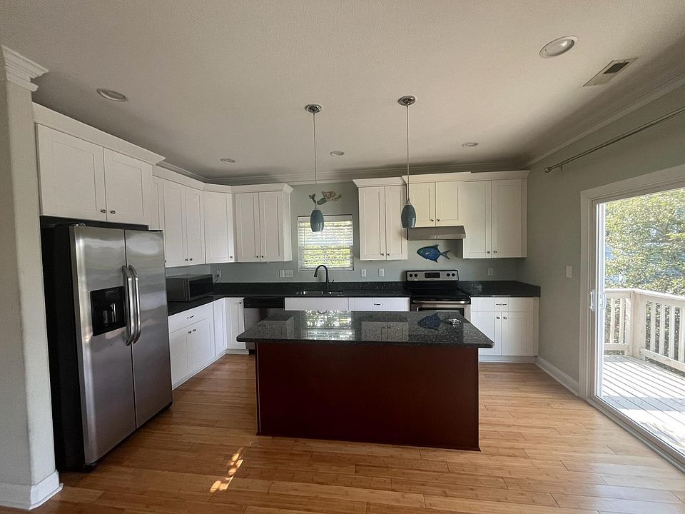 Kitchen, balcony 1